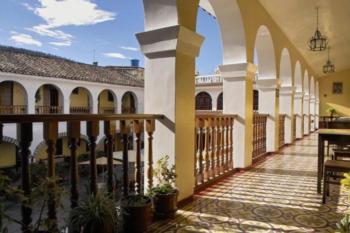 Hotel Santa Rosa アヤクーチョ エクステリア 写真